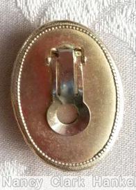 Schreiner 1 large oval cab millefiori goldtone jewelry