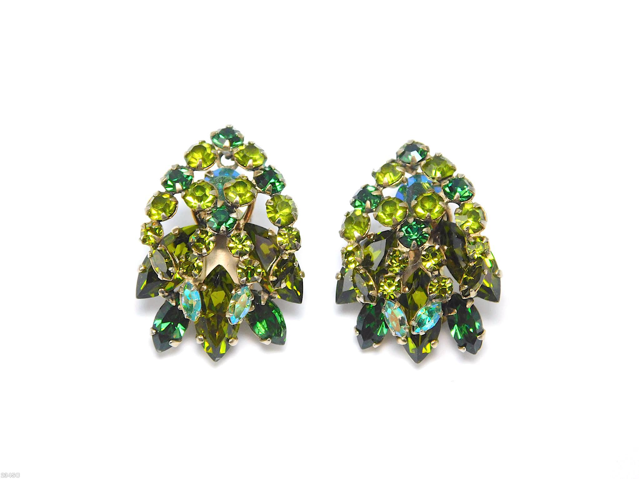 Schreiner 2 level leaf shape earring top level arch of 11 stone bottome level 3 large navette 2 navette olivine emerald goldtone jewelry