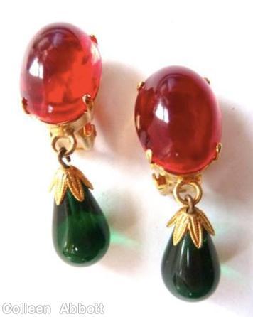 Schreiner 2 part dangling 1 large oval cab top 1 large teardrop bottom ruby emerald goldtone jewelry