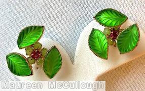 Schreiner 3 engraved leaf 1 clustered flower green engraved leaf fuschia chaton apple green chaton goldtone jewelry