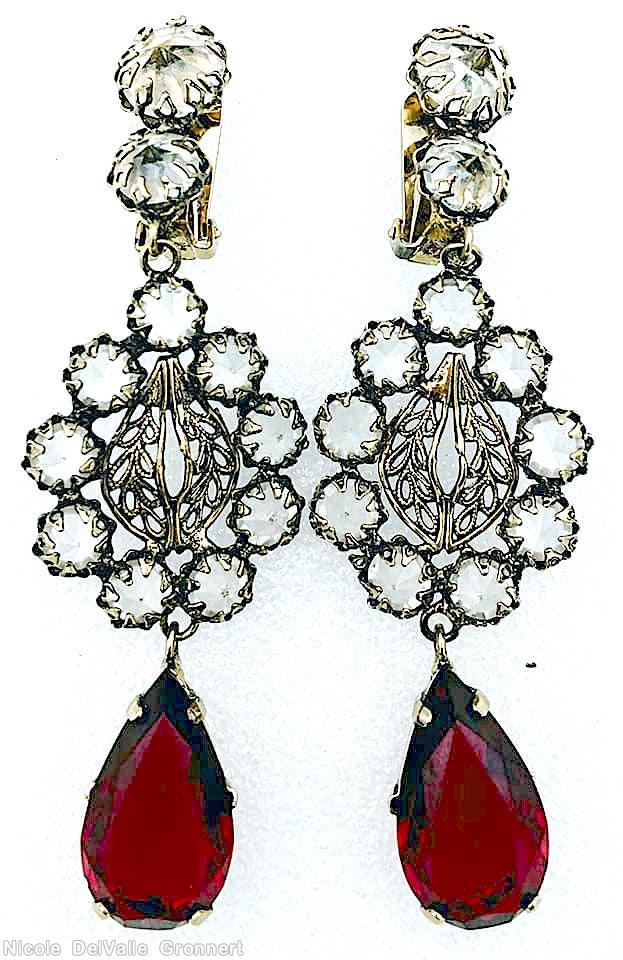 Schreiner 3 part filigree earring bottom large teardrop dangle middle radial teardrop filigree center 9 surrounding inverted stone top 2 chaton ruby open back large teardrop goldtone crystal inverted jewelry