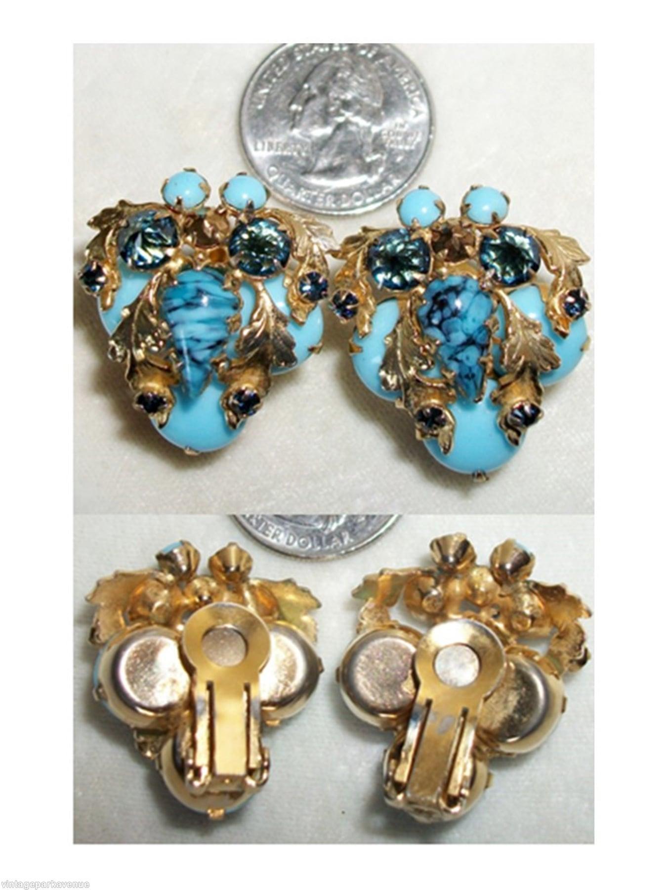 Schreiner 4 leaf 3 large round cab in triangle shaped opaque baby blue blue turquoise teardrop deep blue chaton goldtone jewelry