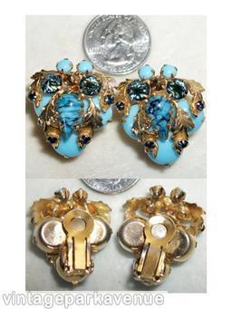 Schreiner 4 leaf 3 large round cab in triangle shaped opaque baby blue blue turquoise teardrop deep blue chaton goldtone jewelry
