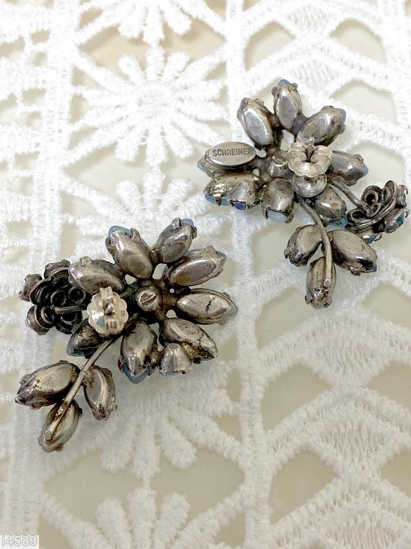 Schreiner 9 navette radial pin 1 clustered flower chaton center 1 branch bicolor blue white navette aqua small navette silvertone jewelry