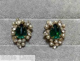 Schreiner asymmetric large teardrop center 1 small teardrop 5 navette 7 faux pearl large faceted emerald teardrop crystal small faux pearl goldtone jewelry