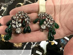 Schreiner asymmetrical 8 dangling bead earring 8 baguette curly branch 14 navette 1 large chaton crystal emerald dangling bead silvertone jewelry