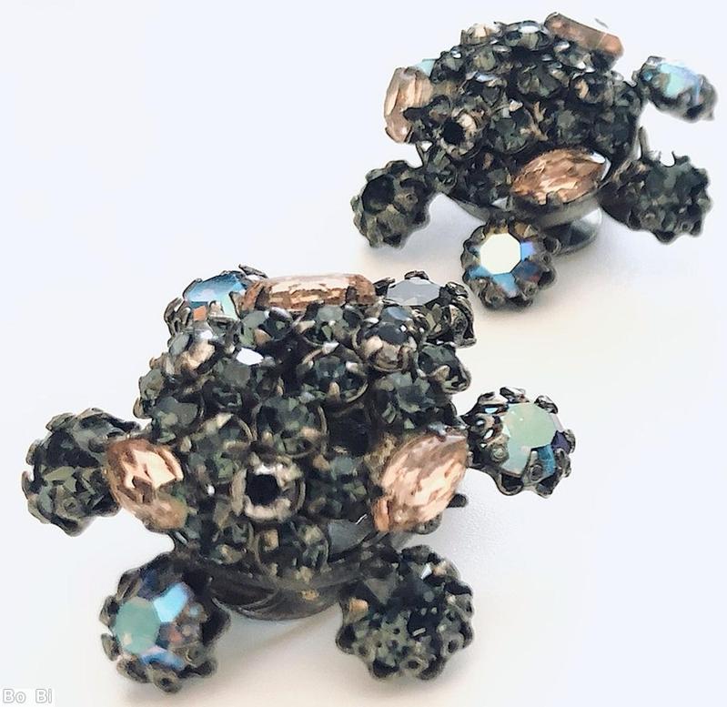 Schreiner clustered ball center radial earring 6 surrounding chaton 3 swirling navette smoky chaton topaz navette silvertone jewelry