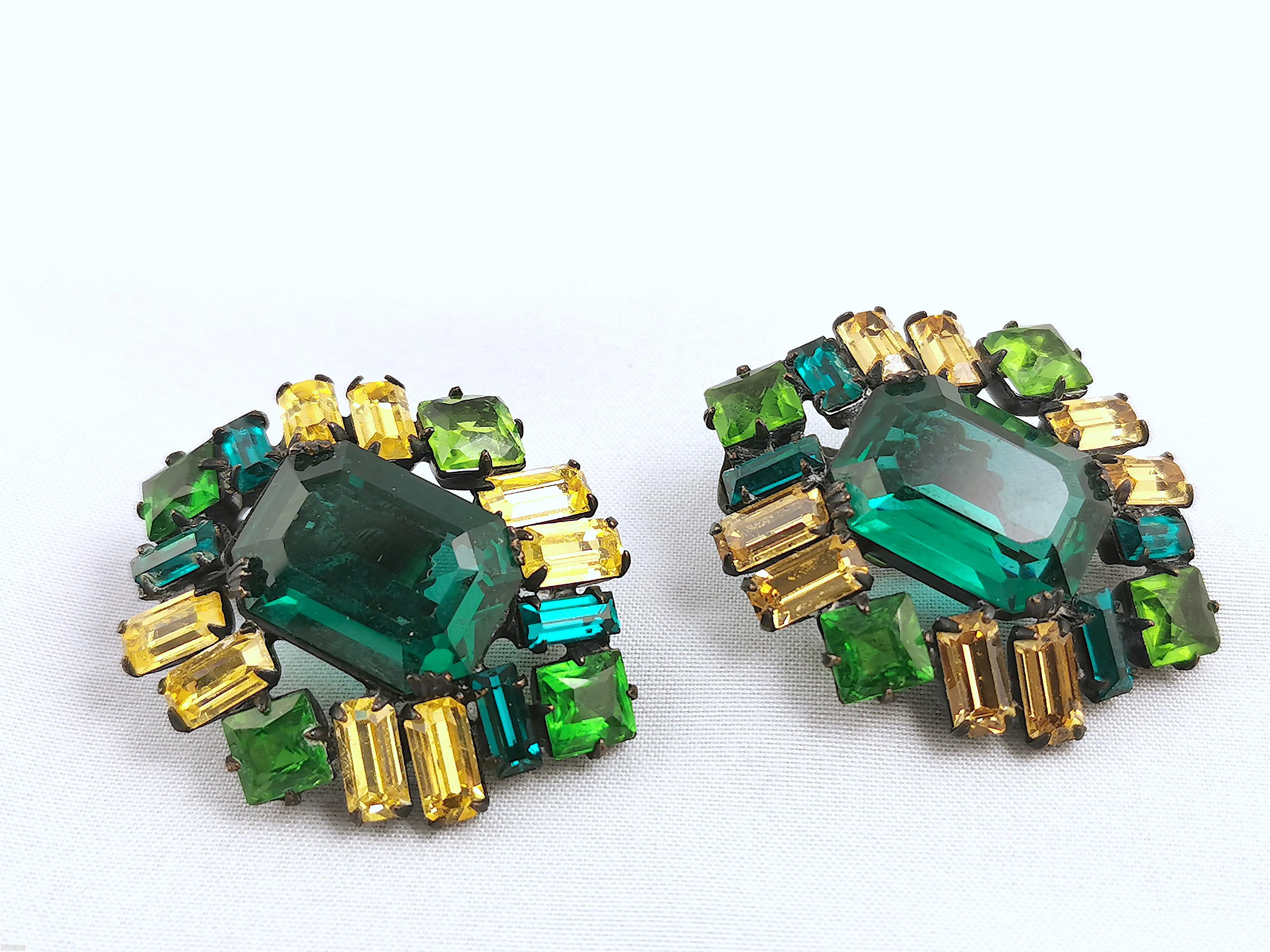 Schreiner hexagon shaped earring large emerald cut center 4 small square 12 baguette peridot square stone teal clear champgne baguette jewelry