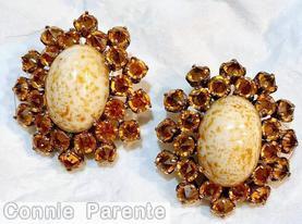 Schreiner large oval cab center 2 rounds 24 inverted stone marbled large oval cab center clear topaz inverted stone goldtone jewelry