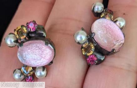 Schreiner large oval cab center 2 sided 8 small stone pink art glass cab peridot chaton faux pearl fuschia small chaton jewelry