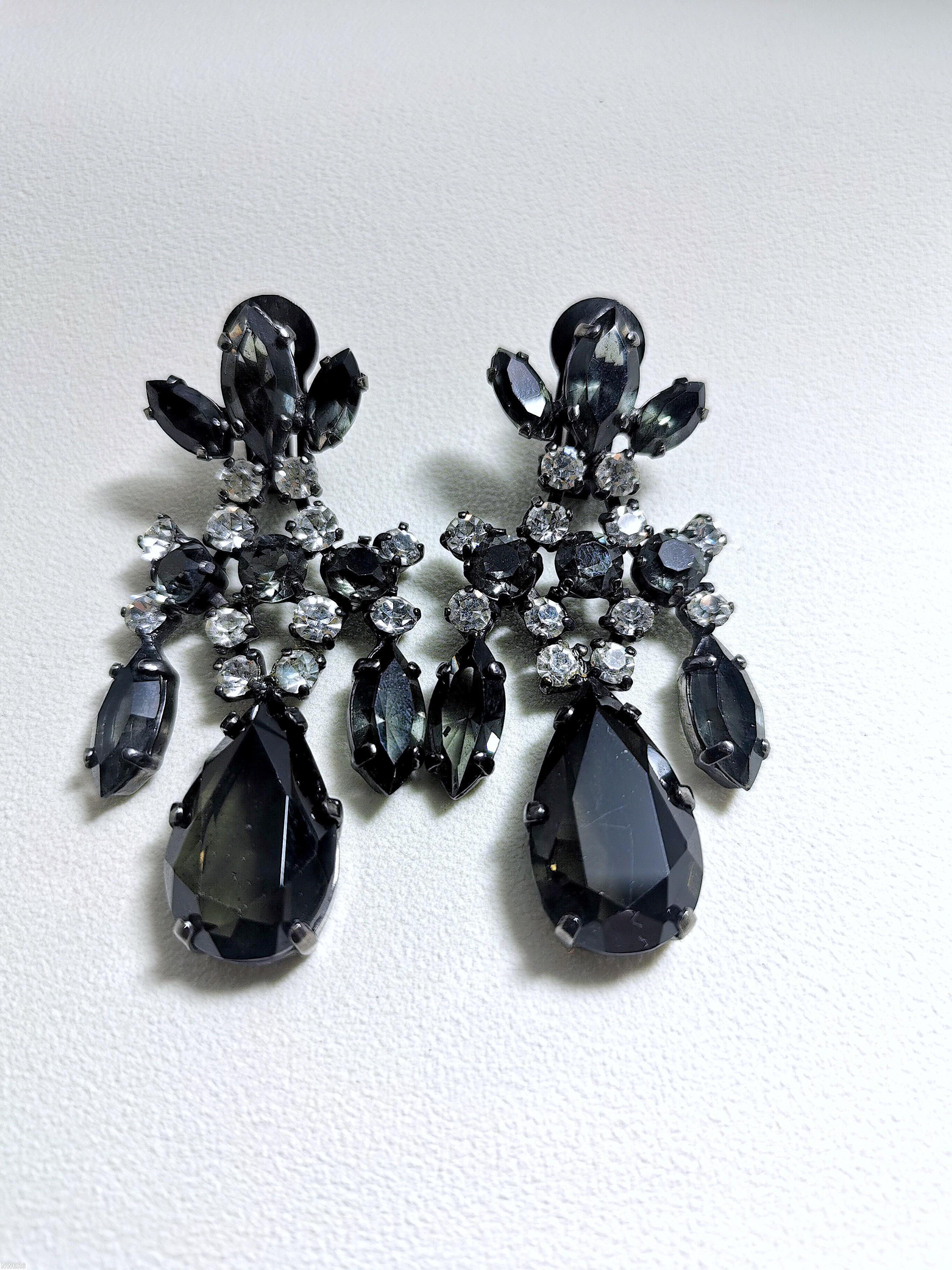 Schreiner top down 3 part bilaterial dangling earring top 3 navette bottom 1 large teardrop 2 large navette middle 3 chaton smoky large teardrop smoky navette crystal chaton jewelry