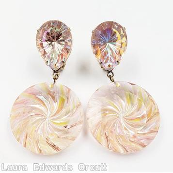 Schreiner top down dangling earring top teardrop cracked ice bottom large molded swirling disc peach teardrop cracked ice yellow pink swirling disc goldtone jewelry