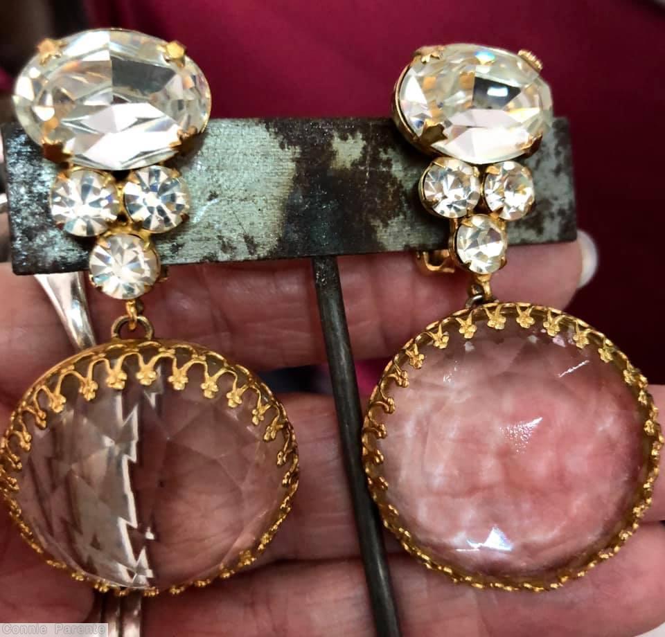Schreiner top down dangling large rose cut disc large chaton top 3 small chaton crystal large rose cut open back goldtone jewelry