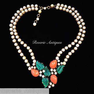 Schreiner 2 strand 4 carved leaf 3 large teardrop faux pearl coral teardrop cab green carved leaf goldtone jewelry