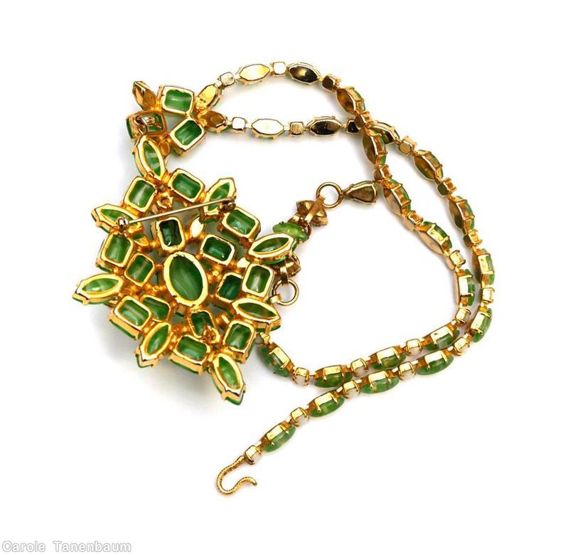 Schreiner diamond shaped pendant 2 level 14 large emerald cut bordered large emerald cut center chain of chaton green white goldtone jewelry