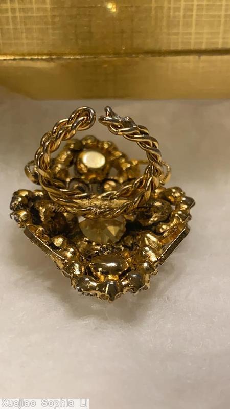 Schreiner diamond shaped filigree ring large oval cab center 4 large chaton clear champagne large faceted oval stone crystal faceted chaton goldtone jewelry