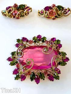 Schreiner large oval faceted clear stone center 4 scrollwork 8 group of 3 navette 24 purple navette peridot navette large fuchsia faceted clear center pink chaton goldtone jewelry