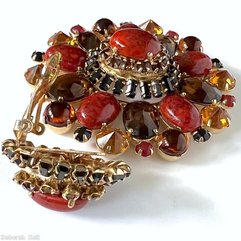 Schreiner radial domed oval pin 10 oval cab hook eye oval center 5 rounds 10 chaton carnelian jet amber brown jewelry